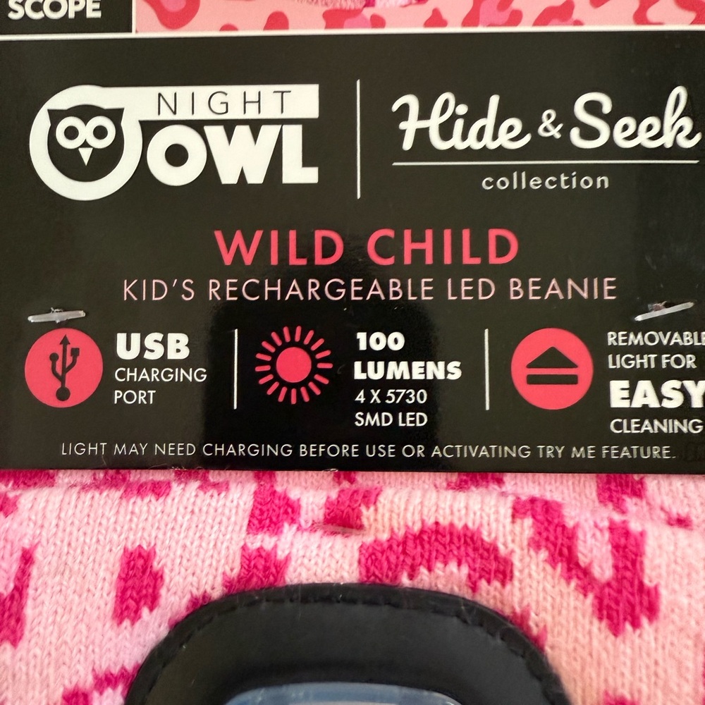 Pink LED Beanie - Picture 4 of 6